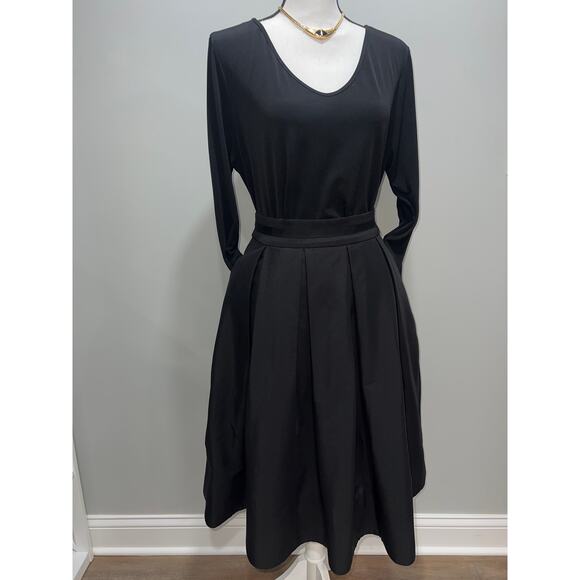 White House Black Market Skirt, Size 4 – Elegant Black, Delicate & Sophisticated - Picture 3 of 16